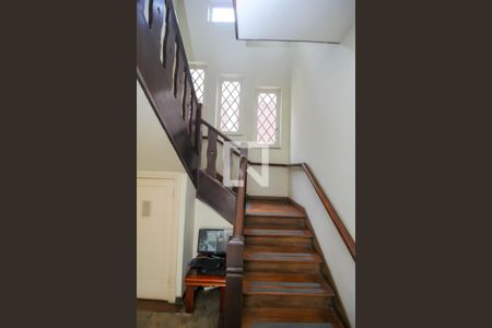 Apartamento à venda com 525m², 5 quartos e 1 vagaEscada