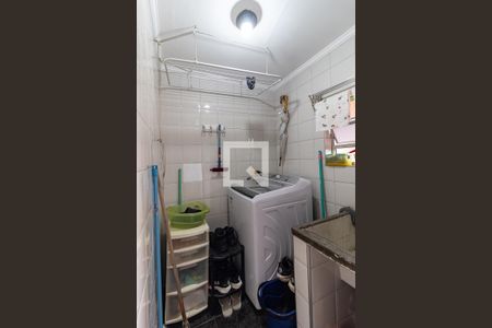 Casa à venda com 300m², 4 quartos e 3 vagas Casa à venda com 300m², 4 quartos e 3 vagasLavanderia da Casa 2