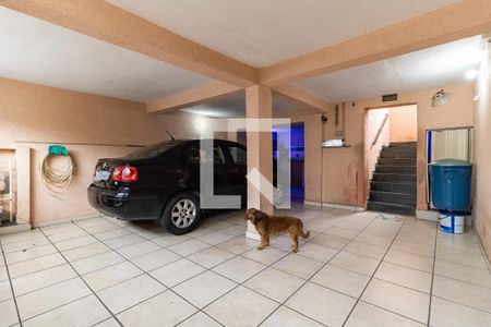 Casa à venda com 300m², 4 quartos e 3 vagas Casa à venda com 300m², 4 quartos e 3 vagasGaragem