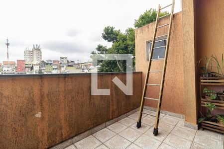 Casa à venda com 300m², 4 quartos e 3 vagas Casa à venda com 300m², 4 quartos e 3 vagasÁrea de Lazer - Salão