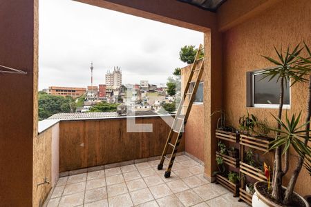 Casa à venda com 300m², 4 quartos e 3 vagas Casa à venda com 300m², 4 quartos e 3 vagasÁrea de Lazer - Salão