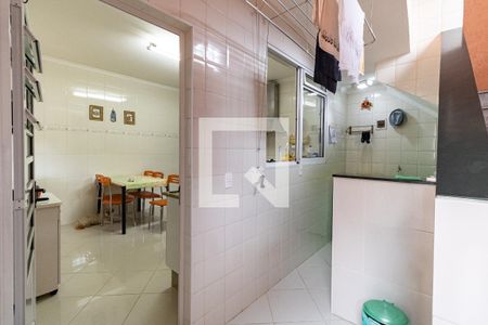 Casa à venda com 300m², 4 quartos e 3 vagas Casa à venda com 300m², 4 quartos e 3 vagasEntrada da Casa 1