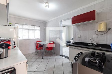 Casa à venda com 300m², 4 quartos e 3 vagas Casa à venda com 300m², 4 quartos e 3 vagasCozinha da Casa 2