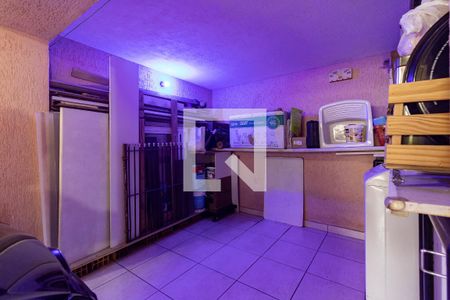 Casa à venda com 300m², 4 quartos e 3 vagas Casa à venda com 300m², 4 quartos e 3 vagasGaragem