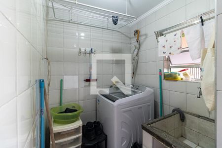 Casa à venda com 300m², 4 quartos e 3 vagas Casa à venda com 300m², 4 quartos e 3 vagasLavanderia da Casa 2