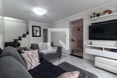 Casa à venda com 300m², 4 quartos e 3 vagas Casa à venda com 300m², 4 quartos e 3 vagasSala da Casa 2