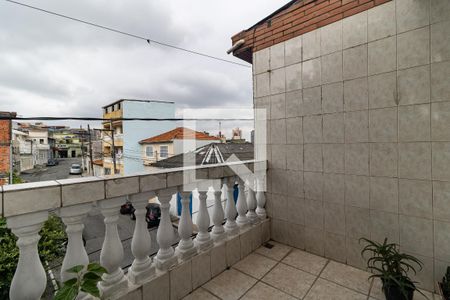 Casa à venda com 300m², 4 quartos e 3 vagas Casa à venda com 300m², 4 quartos e 3 vagasVaranda da Casa 2
