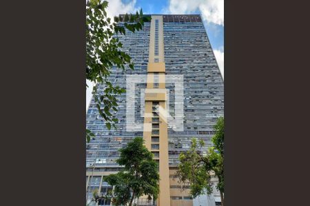 Studio à venda com 37m², 1 quarto e sem vagaFachada