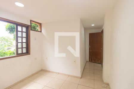 Quarto de casa para alugar com 1 quarto, 47m² em Campo Grande, Rio de Janeiro