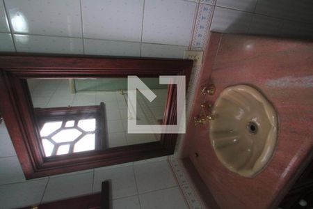 Casa à venda com 350m², 3 quartos e 4 vagasBanheiro Suite 3