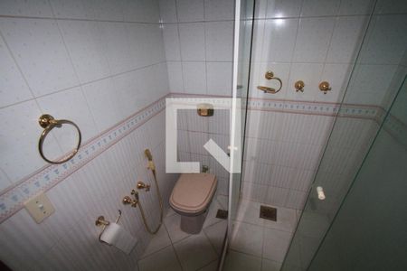 Casa à venda com 350m², 3 quartos e 4 vagasBanheiro Suite 3