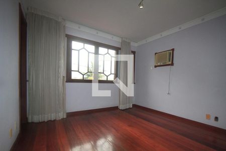 Casa à venda com 350m², 3 quartos e 4 vagasSuite 3