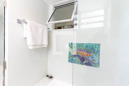 Apartamento à venda com 109m², 3 quartos e 1 vaga Apartamento à venda com 109m², 3 quartos e 1 vagaBanheiro