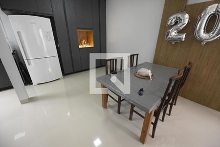 Sala de casa para alugar com 3 quartos, 116m² em Setor Goiânia 2, Goiânia