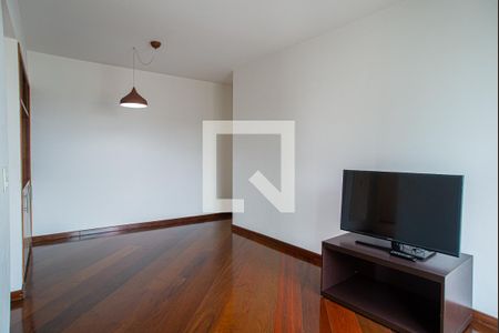 Sala de apartamento para alugar com 2 quartos, 70m² em Liberdade, São Paulo