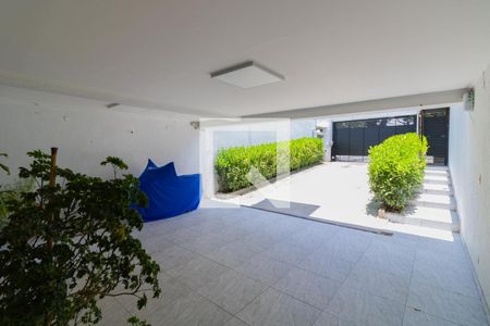 Casa à venda com 280m², 3 quartos e 3 vagasÁrea Externa