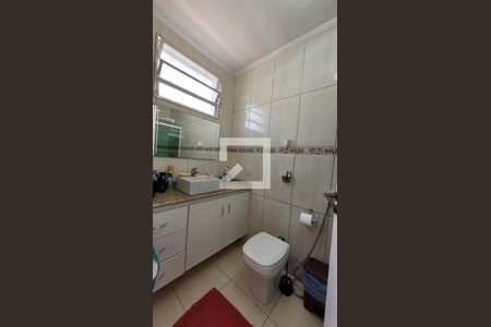 Casa à venda com 350m², 4 quartos e 3 vagas Casa à venda com 350m², 4 quartos e 3 vagasBanheiro da Suíte 2