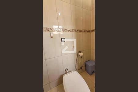 Casa à venda com 350m², 4 quartos e 3 vagas Casa à venda com 350m², 4 quartos e 3 vagasBanheiro da Suíte 3