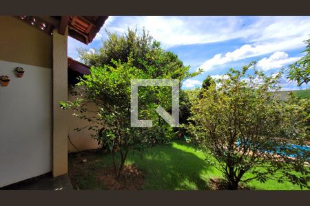 Casa à venda com 350m², 4 quartos e 3 vagas Casa à venda com 350m², 4 quartos e 3 vagasÁrea gourmet