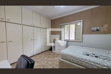 Casa à venda com 350m², 4 quartos e 3 vagas Casa à venda com 350m², 4 quartos e 3 vagasSuíte 4