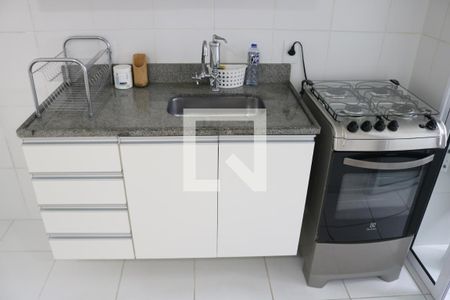 Cozinha  de apartamento para alugar com 1 quarto, 33m² em Barra Funda, São Paulo