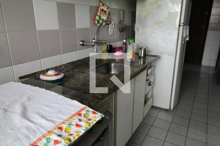 Apartamento à venda com 180m², 3 quartos e 2 vagasCozinha