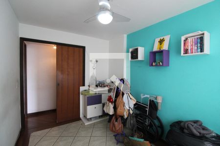 Apartamento à venda com 180m², 3 quartos e 2 vagasQuarto