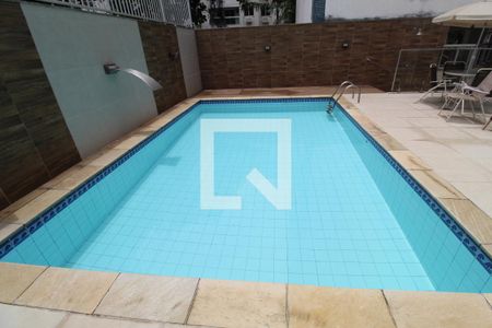 Apartamento à venda com 180m², 3 quartos e 2 vagasÁrea comum - Piscina