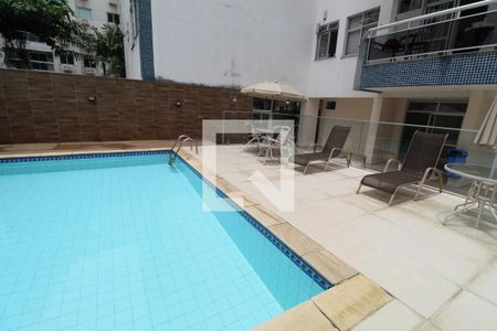 Apartamento à venda com 180m², 3 quartos e 2 vagasÁrea comum - Piscina
