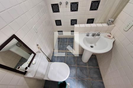 Casa à venda com 220m², 5 quartos e 2 vagas Casa à venda com 220m², 5 quartos e 2 vagasBanheiro da Suíte 2