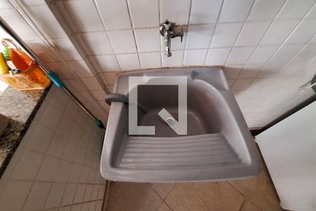 Casa à venda com 220m², 5 quartos e 2 vagas Casa à venda com 220m², 5 quartos e 2 vagasÁrea de Serviço