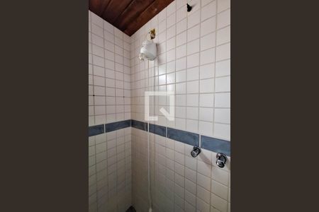 Casa à venda com 220m², 5 quartos e 2 vagas Casa à venda com 220m², 5 quartos e 2 vagasBanheiro da Suíte 1