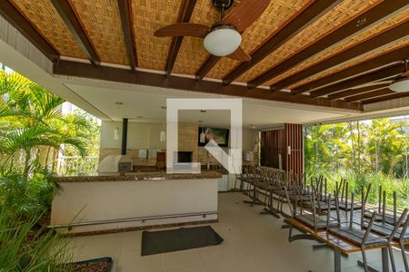 Apartamento à venda com 189m², 3 quartos e 3 vagas Apartamento à venda com 189m², 3 quartos e 3 vagasÁrea comum - Churrasqueira