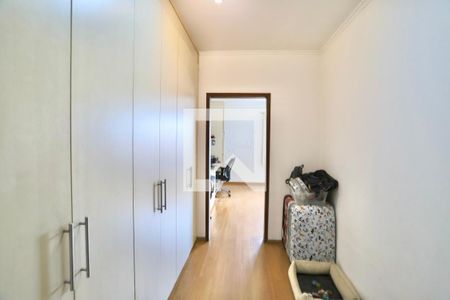 Casa à venda com 450m², 4 quartos e 7 vagas Casa à venda com 450m², 4 quartos e 7 vagasCloset do quarto 1