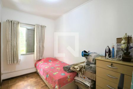 Casa à venda com 450m², 4 quartos e 7 vagas Casa à venda com 450m², 4 quartos e 7 vagasQuarto 4