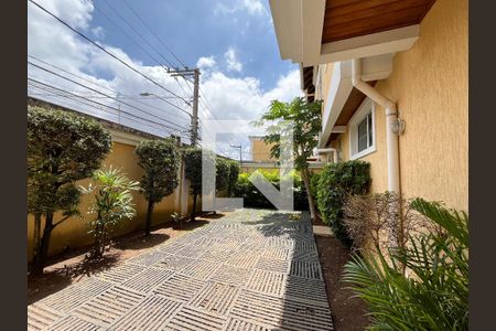 Casa de condomínio à venda com 140m², 4 quartos e 3 vagas Casa de condomínio à venda com 140m², 4 quartos e 3 vagasÁrea comum