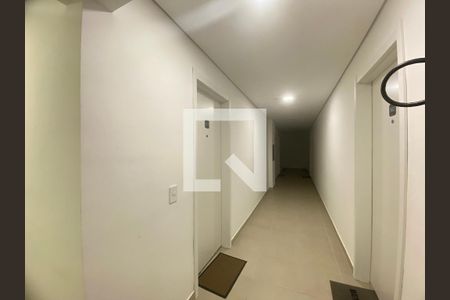 Apartamento à venda com 28m², 1 quarto e sem vagaEntrada