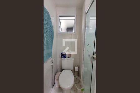 Apartamento à venda com 74m², 3 quartos e 2 vagas Apartamento à venda com 74m², 3 quartos e 2 vagasBanheiro