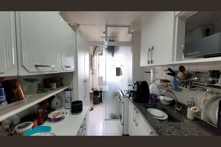 Apartamento à venda com 74m², 3 quartos e 2 vagas Apartamento à venda com 74m², 3 quartos e 2 vagasCozinha