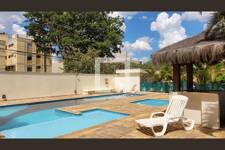 Apartamento à venda com 74m², 3 quartos e 2 vagas Apartamento à venda com 74m², 3 quartos e 2 vagasÁrea comum - Piscina