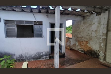 Casa à venda com 515m², 2 quartos e 12 vagas Casa à venda com 515m², 2 quartos e 12 vagasÁrea Externa 2 andar