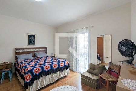 Casa à venda com 202m², 3 quartos e 4 vagas Casa à venda com 202m², 3 quartos e 4 vagasQuarto da suíte 1