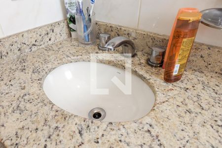 Casa à venda com 202m², 3 quartos e 4 vagas Casa à venda com 202m², 3 quartos e 4 vagasBanheiro da suíte 3