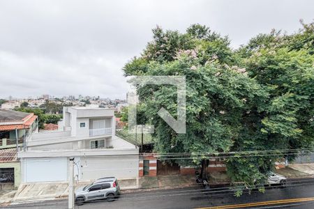 Casa à venda com 202m², 3 quartos e 4 vagas Casa à venda com 202m², 3 quartos e 4 vagasVista da varanda da suíte 1