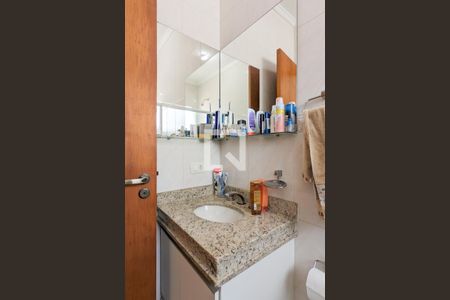 Casa à venda com 202m², 3 quartos e 4 vagas Casa à venda com 202m², 3 quartos e 4 vagasBanheiro da suíte 3