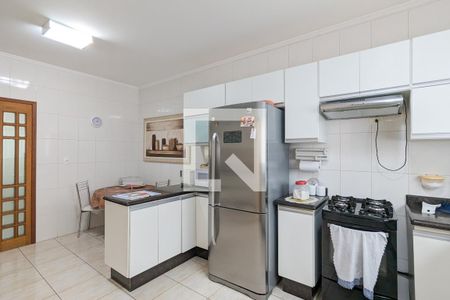 Casa à venda com 202m², 3 quartos e 4 vagas Casa à venda com 202m², 3 quartos e 4 vagasCozinha