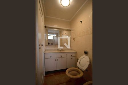 Casa à venda com 440m², 7 quartos e 3 vagas Casa à venda com 440m², 7 quartos e 3 vagasBanheiro da Suíte 2