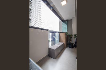 Sacada de apartamento para alugar com 2 quartos, 48m² em Industrial Centro, Osasco