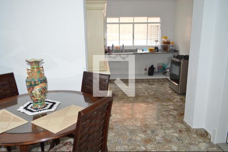 Casa à venda com 250m², 7 quartos e 3 vagasCopa