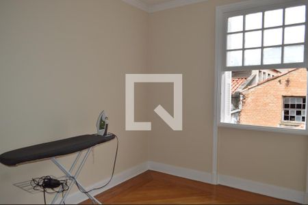 Casa à venda com 250m², 7 quartos e 3 vagasQuarto 2